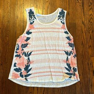 Women’s Gap Tank Top